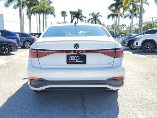 2025 Volkswagen Jetta 1.5T SE