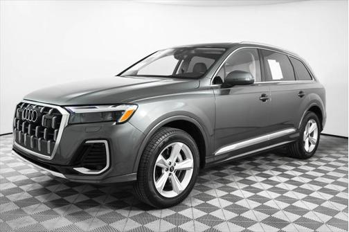 2025 Audi Q7 45 Premium