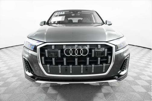 2025 Audi Q7 45 Premium