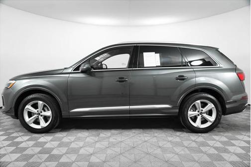 2025 Audi Q7 45 Premium