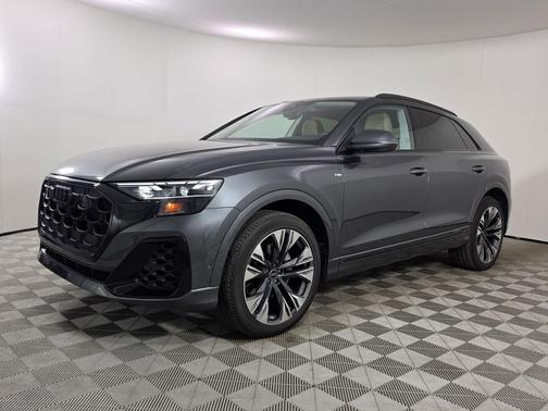 Daytona Gray Pearl 2025 Audi Q8 55 Premium Plus