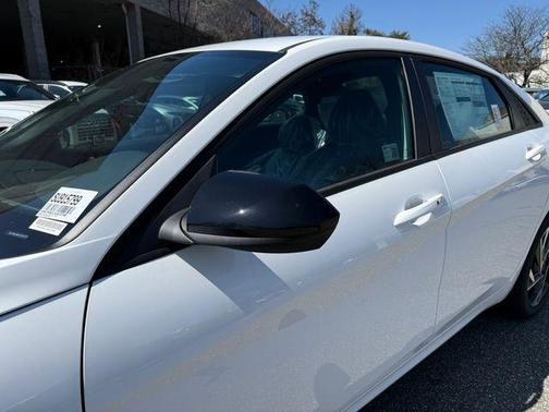 Serenity White Pearl 2026 Hyundai ELANTRA SEL Sport