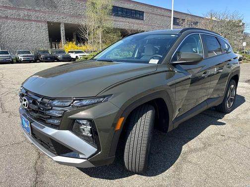 Green 2026 Hyundai TUCSON SEL