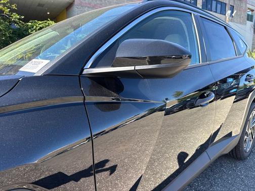 Phantom Black 2026 Hyundai TUCSON SEL Plus
