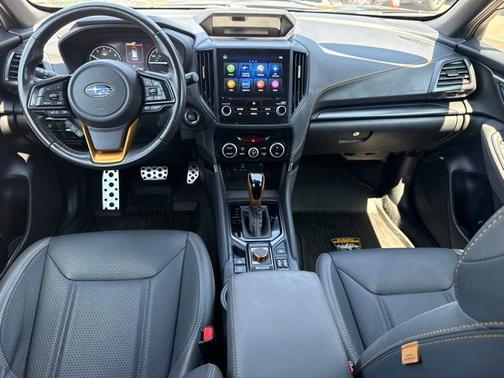 Crystal Black Silica 2023 Subaru Forester Base