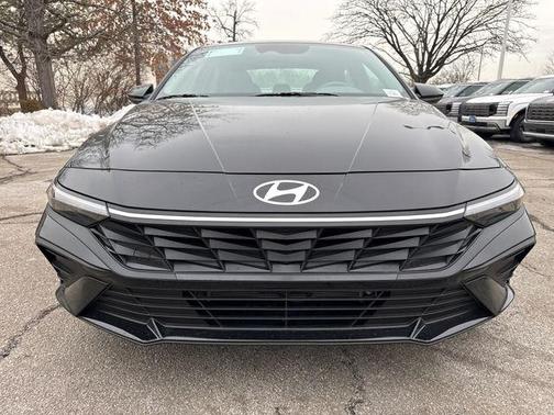 2026 Hyundai ELANTRA HEV SEL Sport