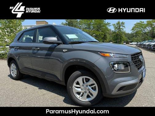 2025 Hyundai VENUE SE