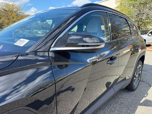 Phantom Black 2026 Hyundai TUCSON Limited