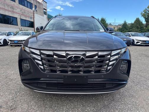 Dark Gray Metallic 2024 Hyundai TUCSON Limited
