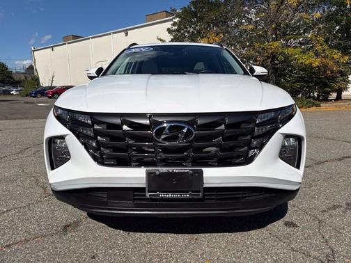 White Pearl 2024 Hyundai TUCSON SEL