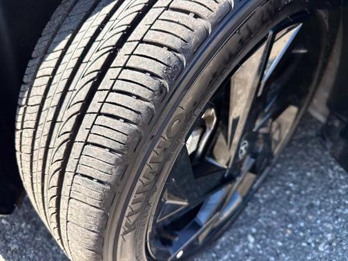 Fluid Metal 2026 Hyundai ELANTRA SEL Sport