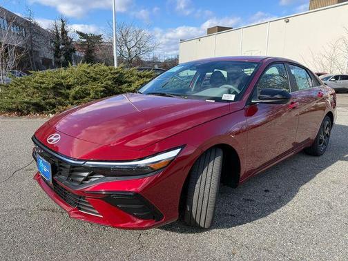 2026 Hyundai ELANTRA SEL