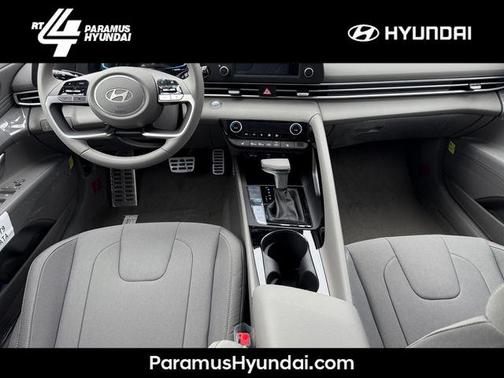 2026 Hyundai ELANTRA SEL