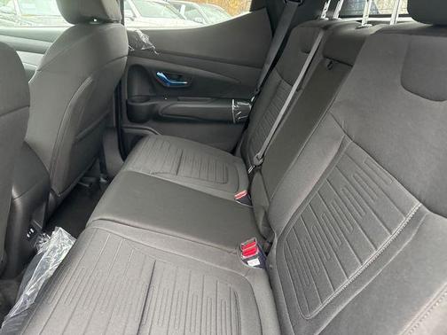 2025 Hyundai SANTA CRUZ SE