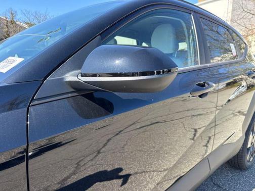 Abyss Black Pearl 2026 Hyundai KONA SEL Sport
