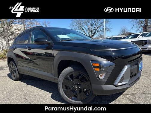 Abyss Black Pearl 2026 Hyundai KONA SEL Sport