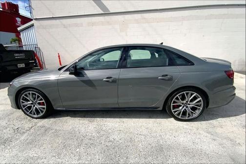 2023 Audi S4 Premium Plus TFSI quattro Tiptronic