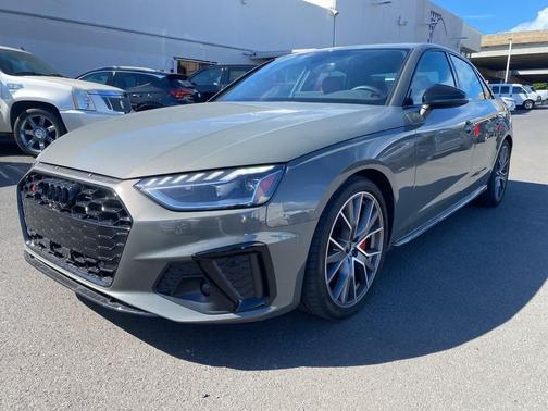 2023 Audi S4 Premium Plus TFSI quattro Tiptronic