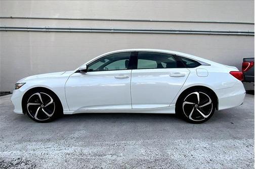 Platinum White Pearl 2018 Honda Accord Sport
