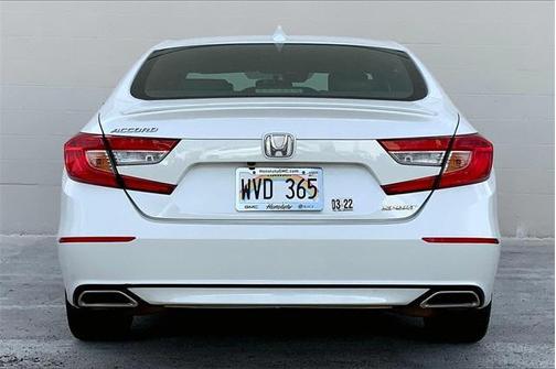 Platinum White Pearl 2018 Honda Accord Sport