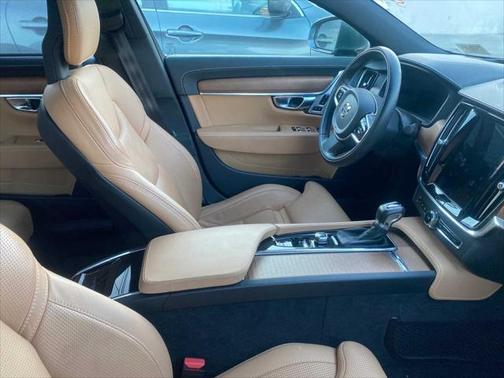 2018 Volvo S90 T6 Inscription