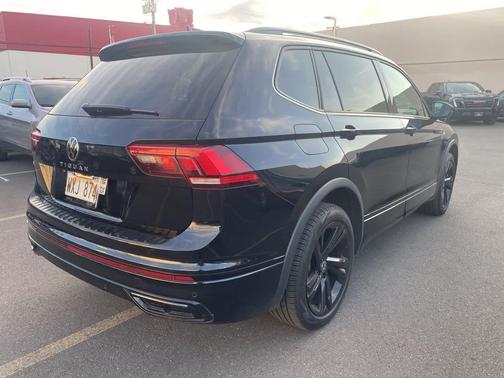 2023 Volkswagen Tiguan 2.0T SE R-Line Black