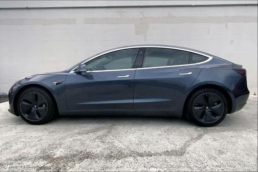 2020 Tesla Model 3 Standard Range