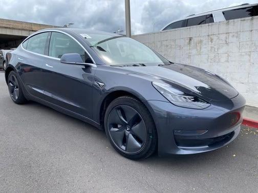 2020 Tesla Model 3 Standard Range