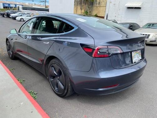 2020 Tesla Model 3 Standard Range