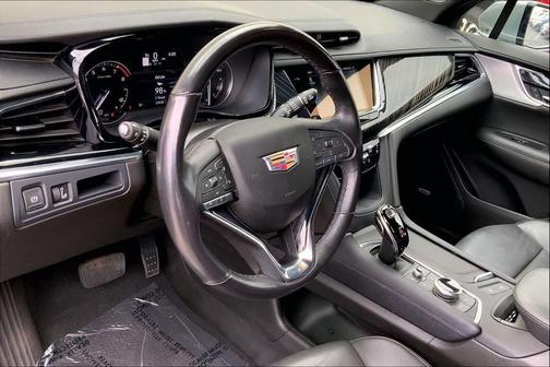 2024 Cadillac XT6 Premium Luxury FWD