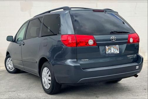 2010 Toyota Sienna LE