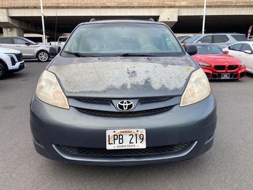 2010 Toyota Sienna LE