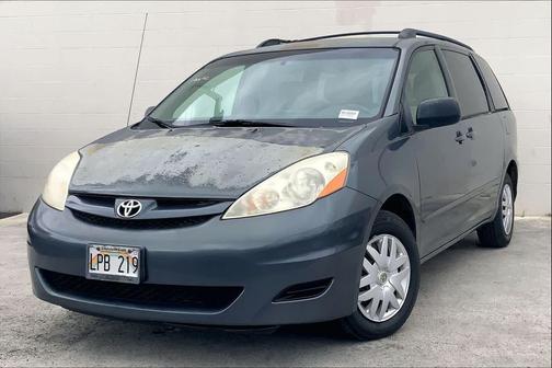 2010 Toyota Sienna LE