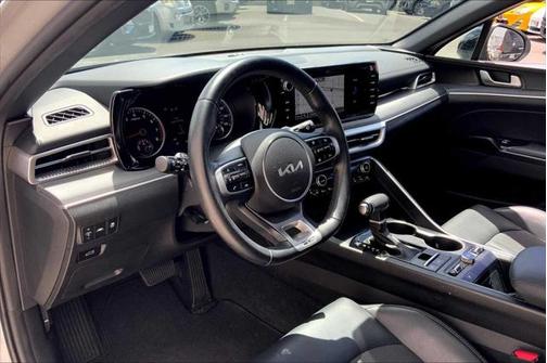 2024 Kia K5 GT-Line
