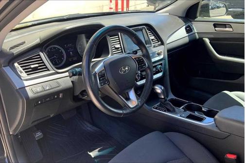 2018 Hyundai SONATA SEL