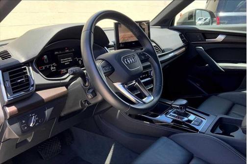 2023 Audi Q5 45 S line Premium Plus
