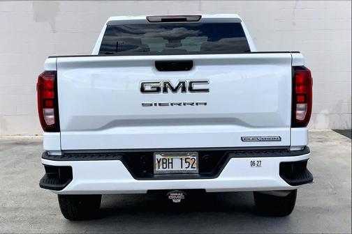 2025 GMC Sierra 1500 Elevation