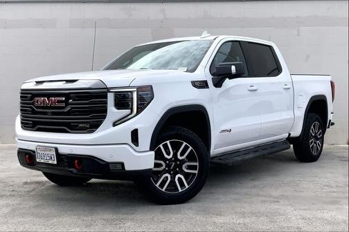 2023 GMC Sierra 1500 AT4