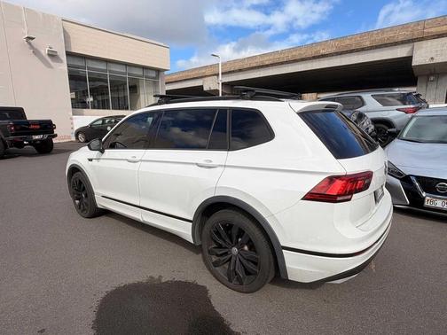 2021 Volkswagen Tiguan 2.0T SE R-Line Black