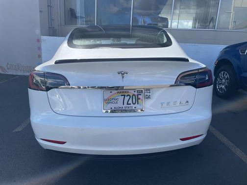 2019 Tesla Model 3 Mid Range