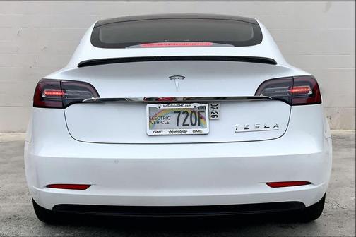 2019 Tesla Model 3 Mid Range