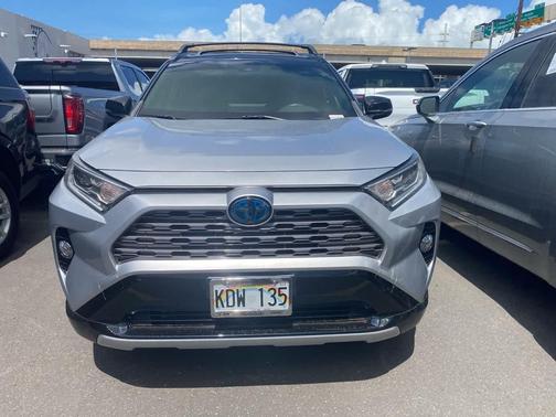 2019 Toyota RAV4 Hybrid SE