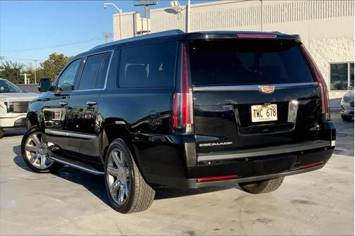 2020 Cadillac Escalade ESV Luxury