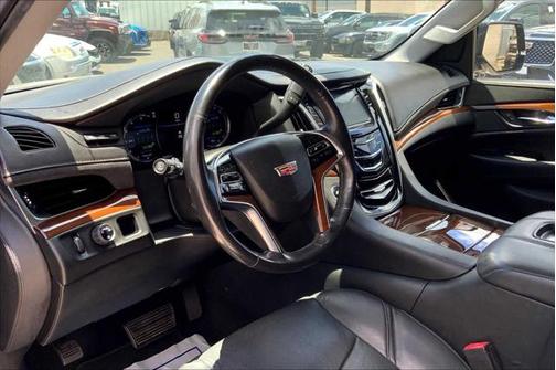 2020 Cadillac Escalade ESV Luxury