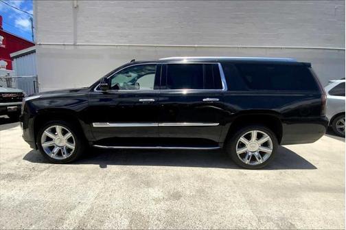 2020 Cadillac Escalade ESV Luxury
