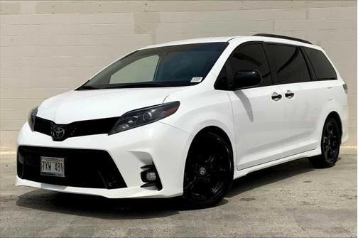 2020 Toyota Sienna SE