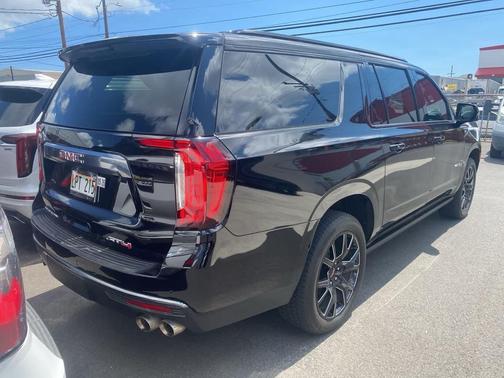 2024 GMC Yukon XL 4WD AT4