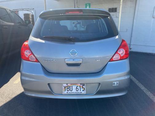 2012 Nissan Versa 1.8 SL