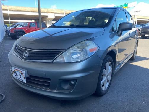 2012 Nissan Versa 1.8 SL