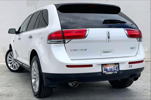 2014 Lincoln MKX Base
